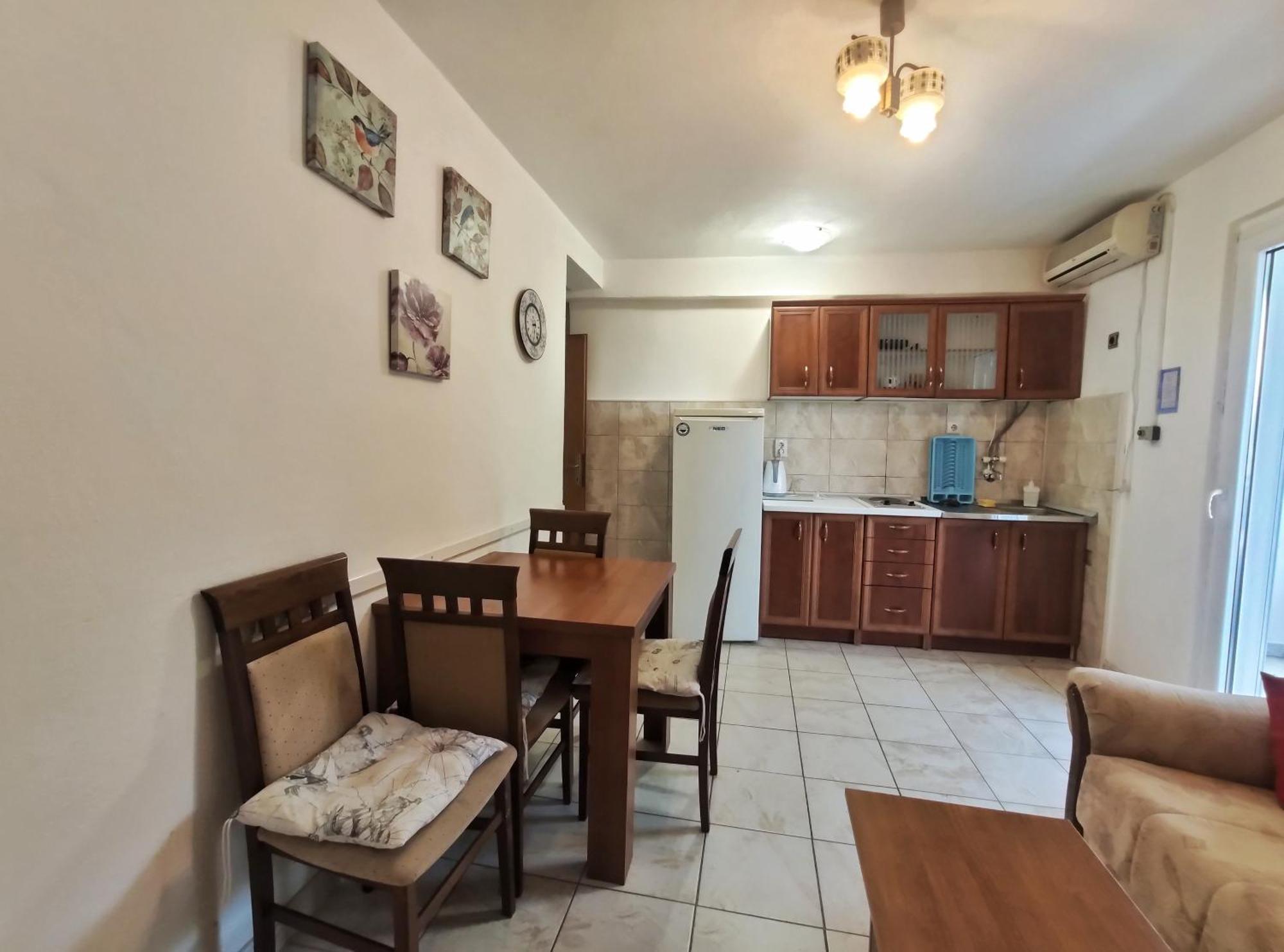 Apartments Gvozdenovic Petrovac Szoba fotó